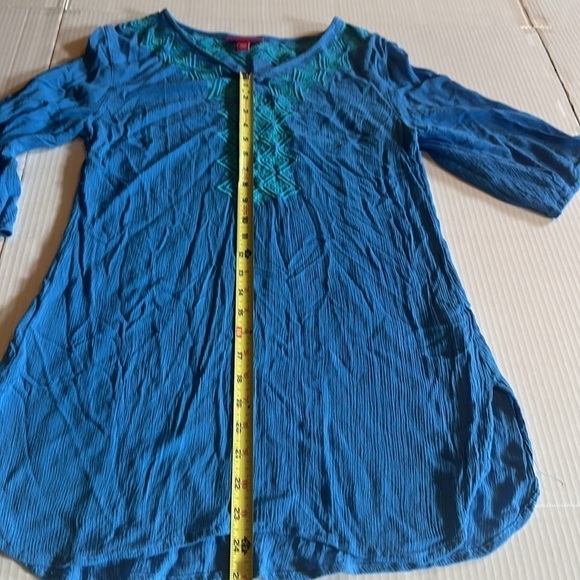 Lilly Pulitzer blue aqua long shirt dress v neck with flowy sleeves design front - Picture 5 of 8